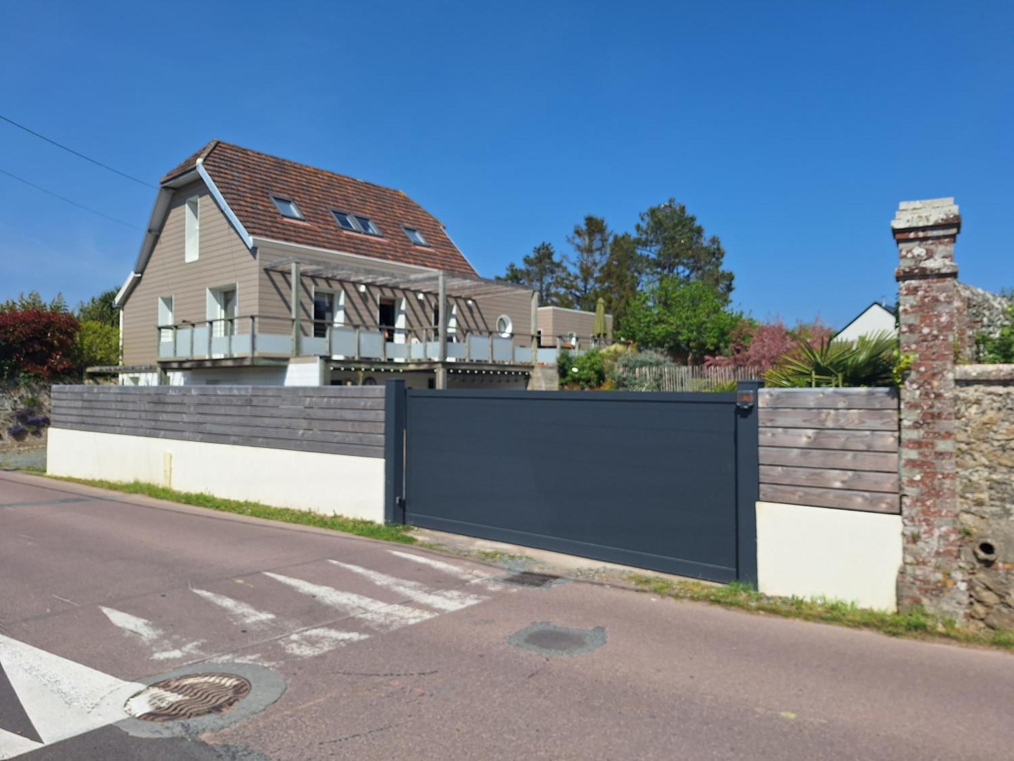 Appartement Moderne Avec Terrasse - Proche Mer Agon-Coutainville Esterno foto